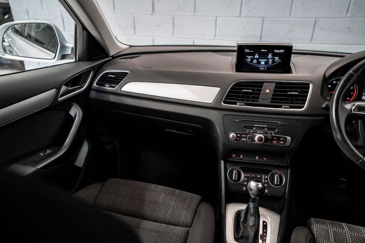 2017 AUDI Q3 2017 AUDI Q3