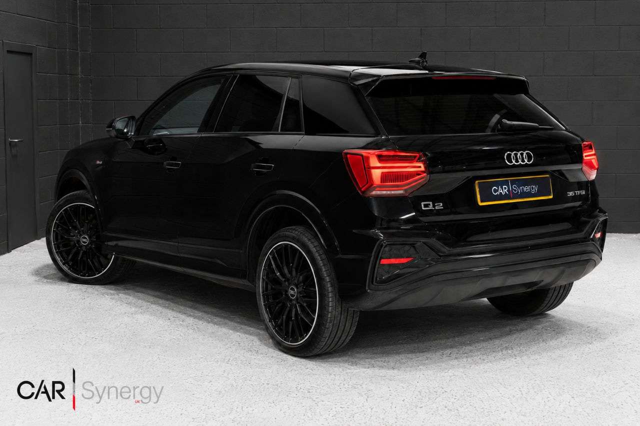 A 2021 AUDI Q2 1.5 TFSI CoD 35 Black Edition SUV 5dr Petrol S Tronic Euro 6 (s/s) (150 ps) A 2021 AUDI Q2 1.5 TFSI CoD 35 Black Edition SUV 5dr Petrol S Tronic Euro 6 (s/s) (150 ps)