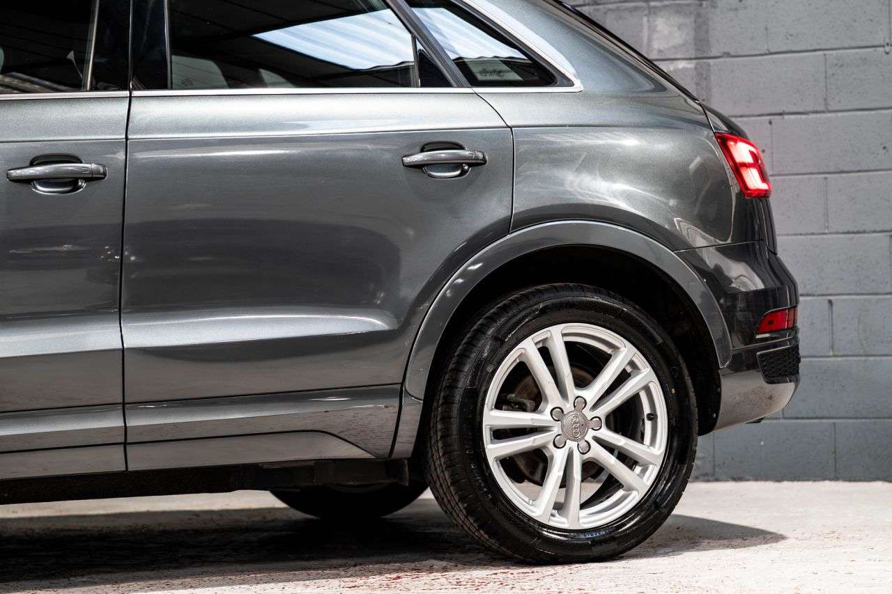 2018 AUDI Q3 2018 AUDI Q3