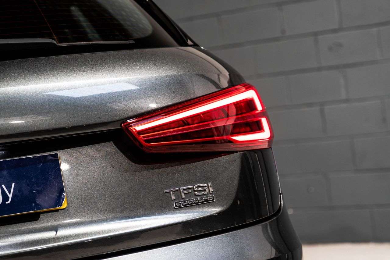 2018 AUDI Q3 2018 AUDI Q3