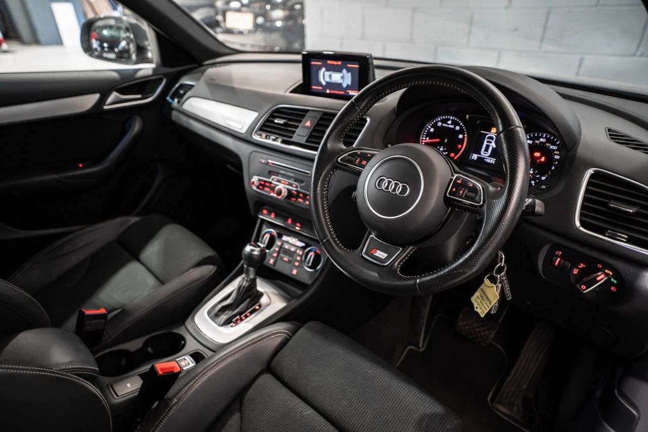 2018 AUDI Q3 2018 AUDI Q3