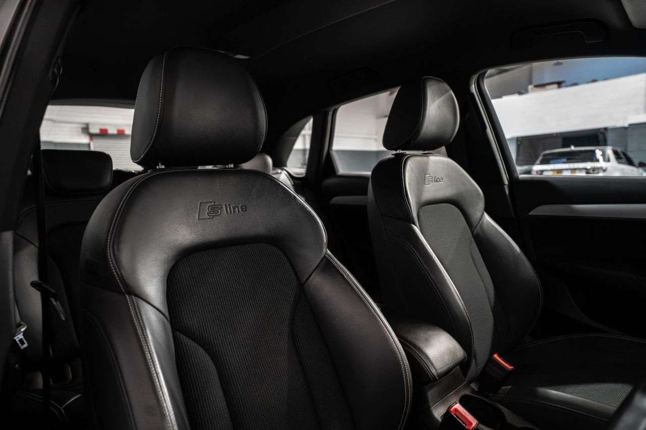 2018 AUDI Q3 2018 AUDI Q3