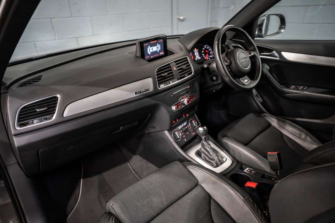 2018 AUDI Q3 2018 AUDI Q3