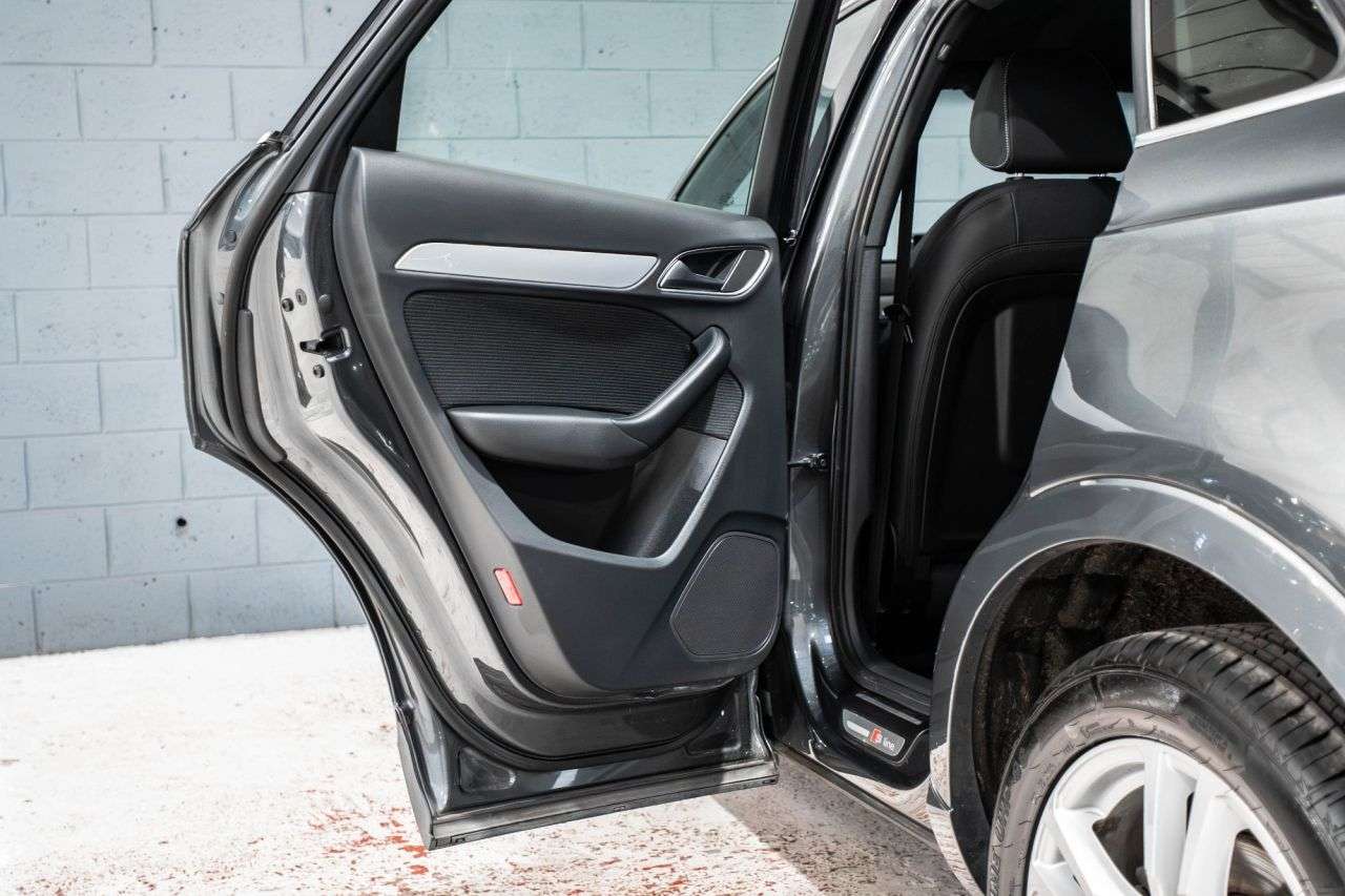 2018 AUDI Q3 2018 AUDI Q3
