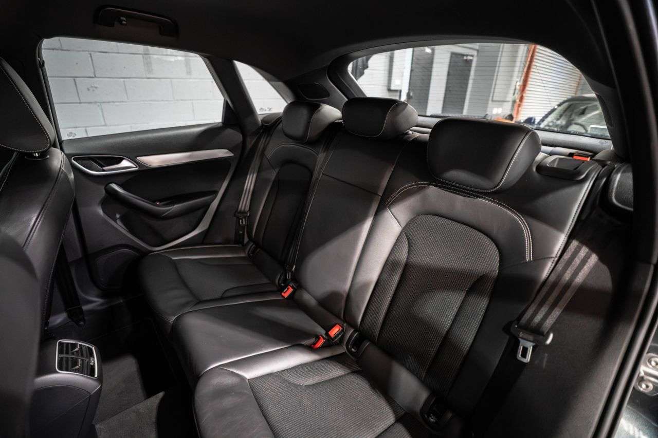 2018 AUDI Q3 2018 AUDI Q3