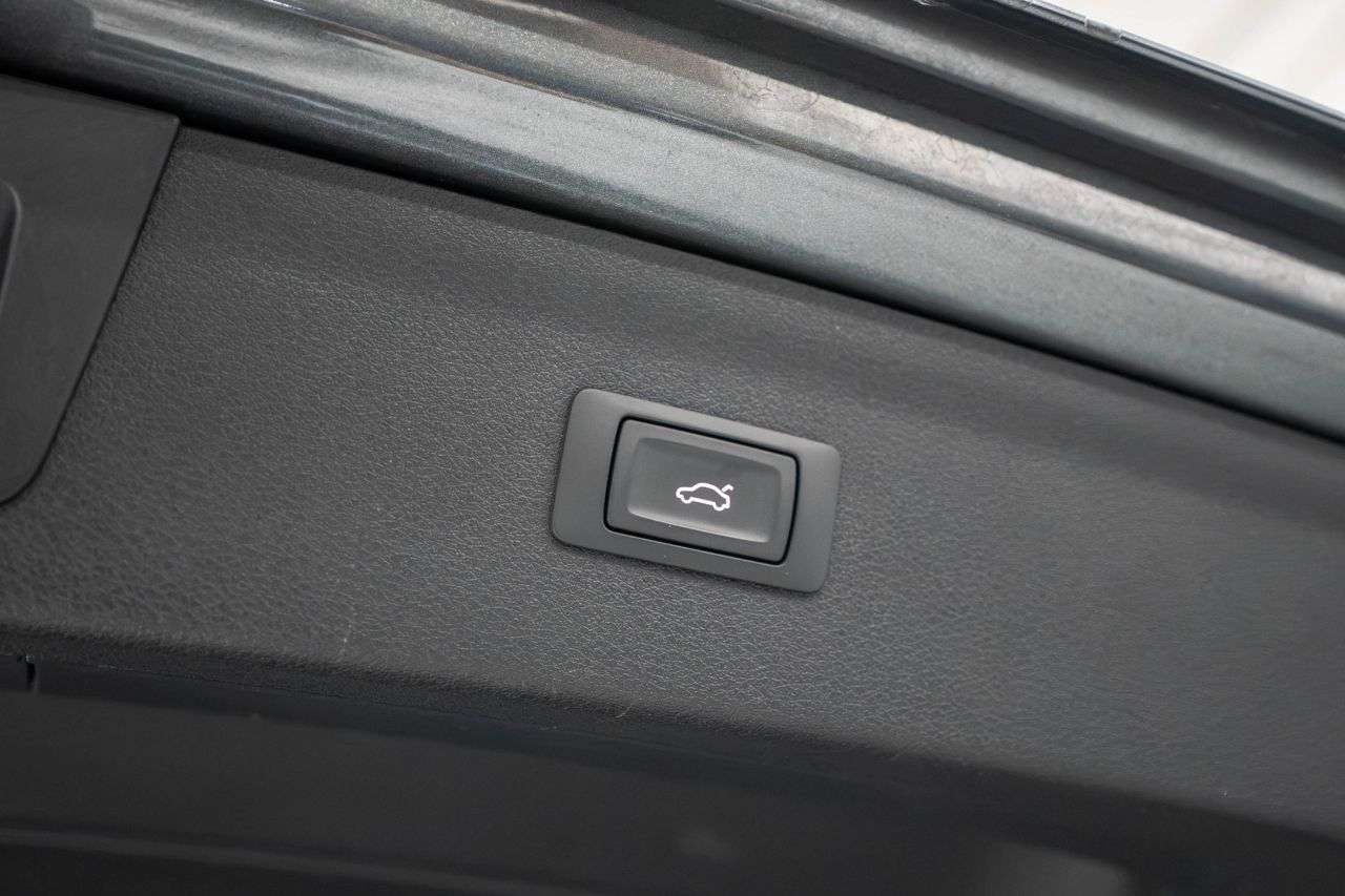 2018 AUDI Q3 2018 AUDI Q3