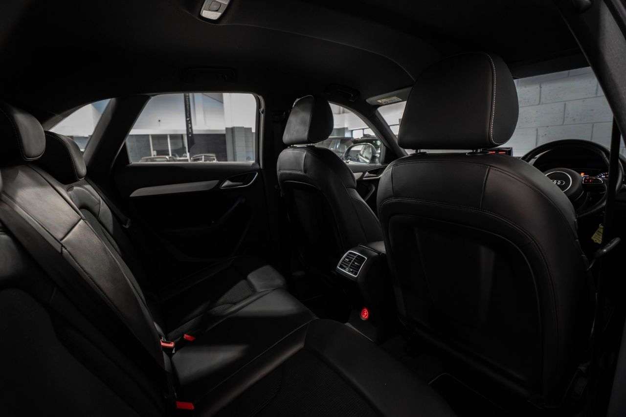 2018 AUDI Q3 2018 AUDI Q3