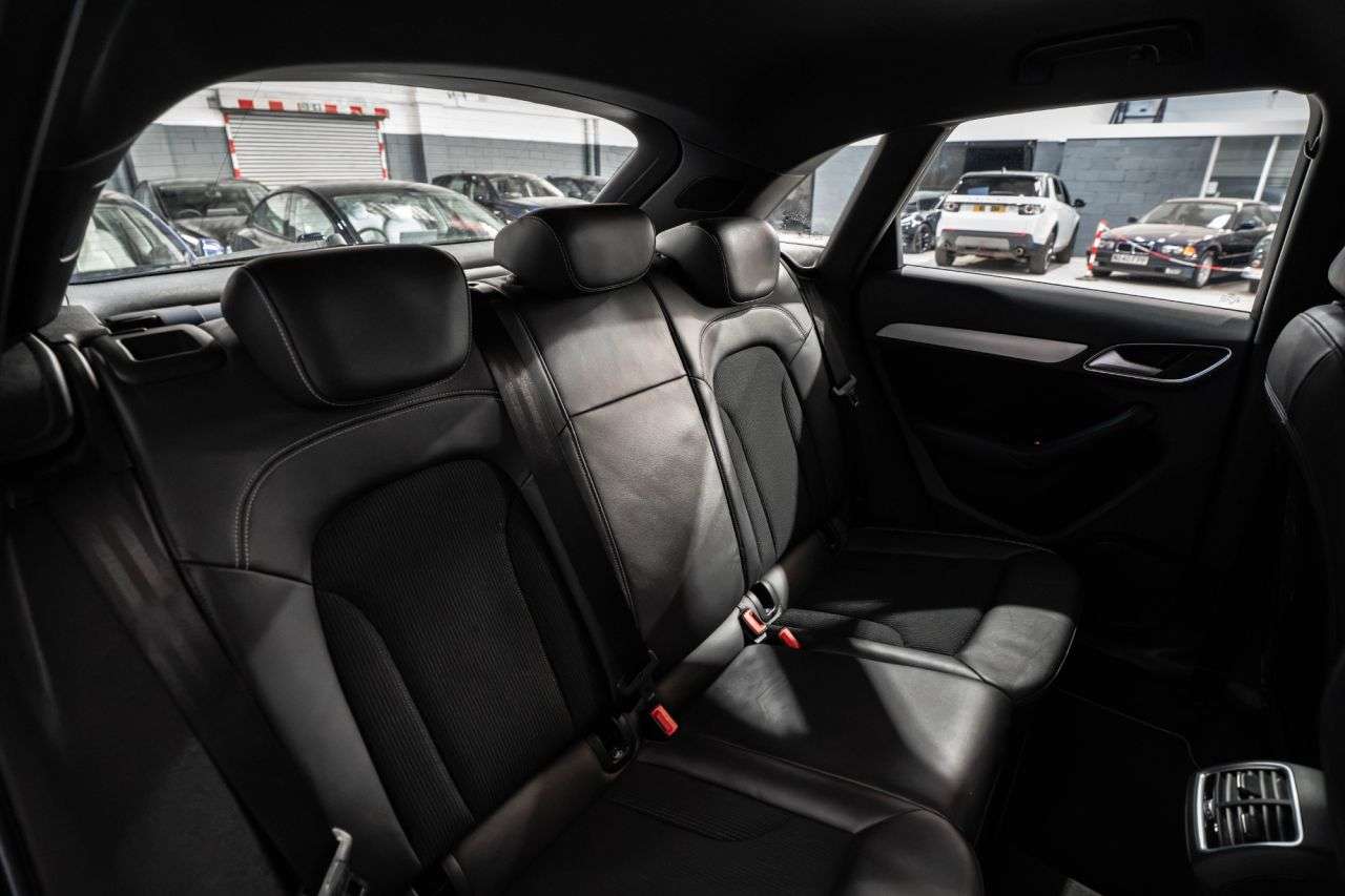 2018 AUDI Q3 2018 AUDI Q3