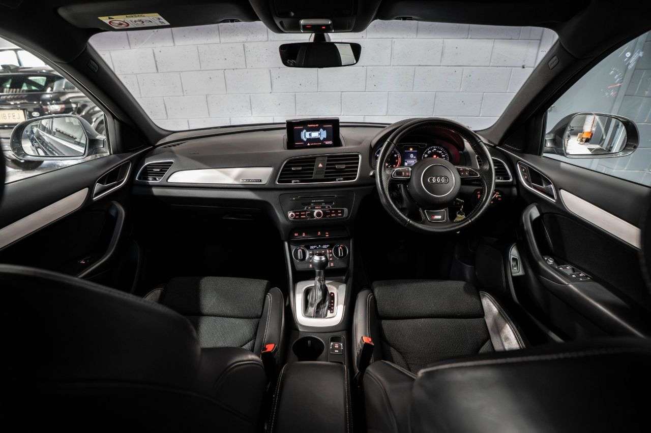 A 2018 AUDI Q3 2.0 TFSI S line Edition SUV 5dr Petrol S Tronic quattro Euro 6 (s/s) (180 p A 2018 AUDI Q3 2.0 TFSI S line Edition SUV 5dr Petrol S Tronic quattro Euro 6 (s/s) (180 p