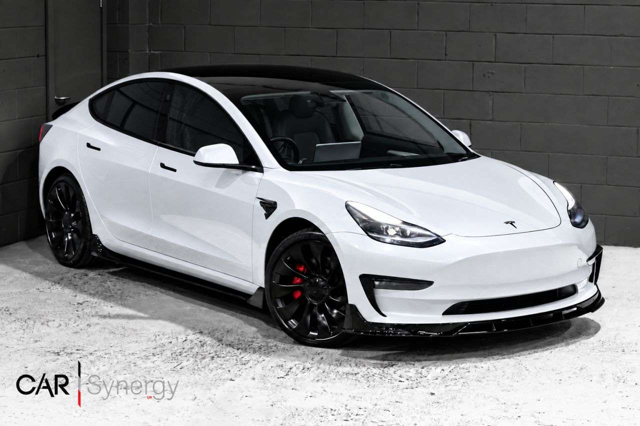 A 2021 TESLA MODEL 3 (Dual Motor) Performance Saloon 4dr Electric Auto 4WDE (Performance Upgrade A 2021 TESLA MODEL 3 (Dual Motor) Performance Saloon 4dr Electric Auto 4WDE (Performance Upgrade