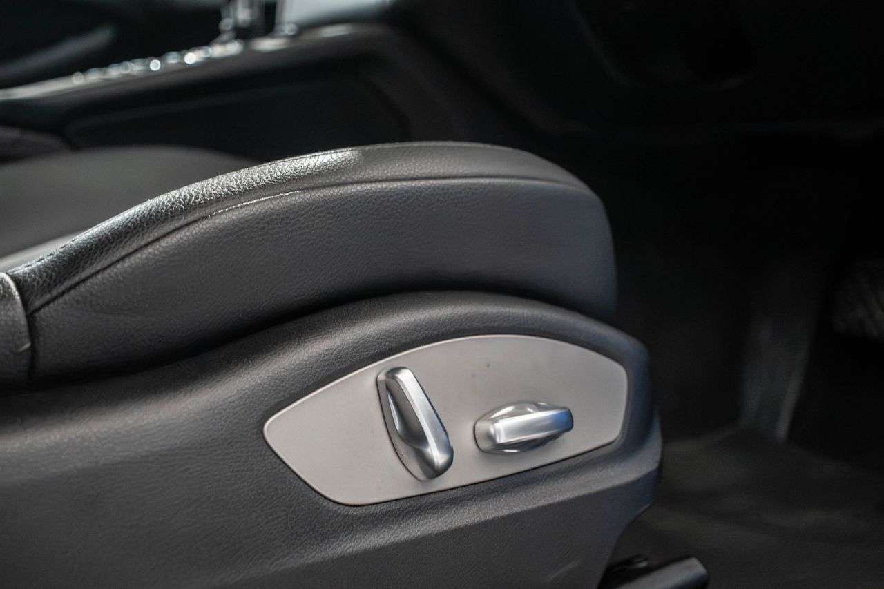 2018 PORSCHE MACAN 2018 PORSCHE MACAN