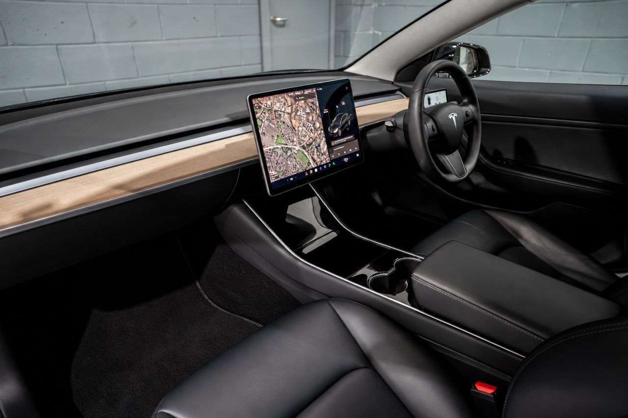2019 TESLA MODEL 3 2019 TESLA MODEL 3