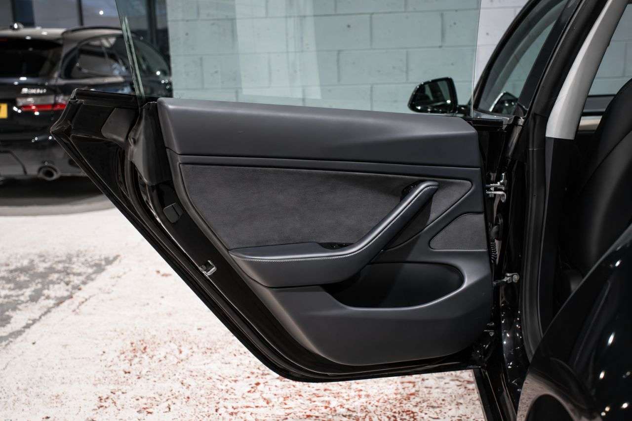 2019 TESLA MODEL 3 2019 TESLA MODEL 3
