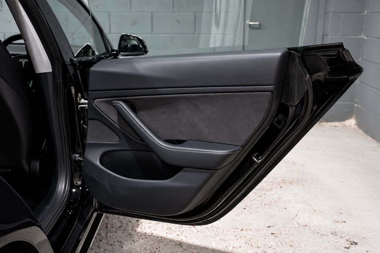 2019 TESLA MODEL 3 2019 TESLA MODEL 3