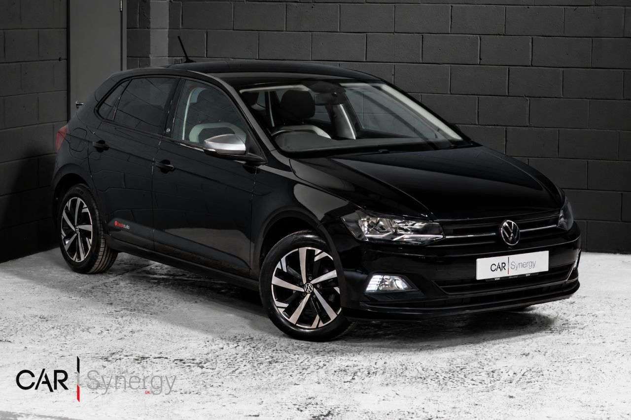 A 2021 VOLKSWAGEN POLO 1.0 EVO beats Hatchback 5dr Petrol Manual Euro 6 (s/s) (80 ps) / STUNNING C A 2021 VOLKSWAGEN POLO 1.0 EVO beats Hatchback 5dr Petrol Manual Euro 6 (s/s) (80 ps) / STUNNING C