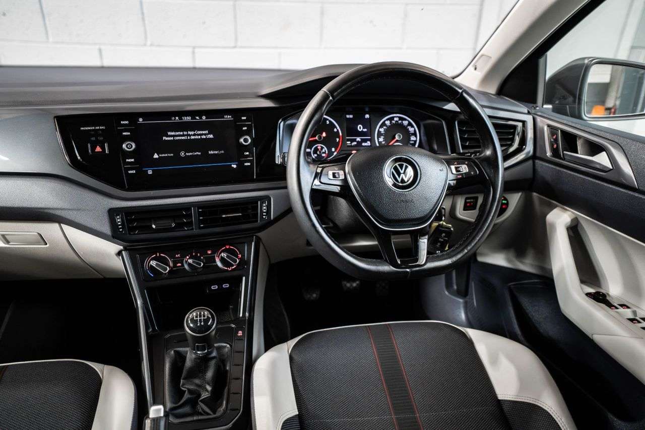 2021 VOLKSWAGEN POLO 2021 VOLKSWAGEN POLO