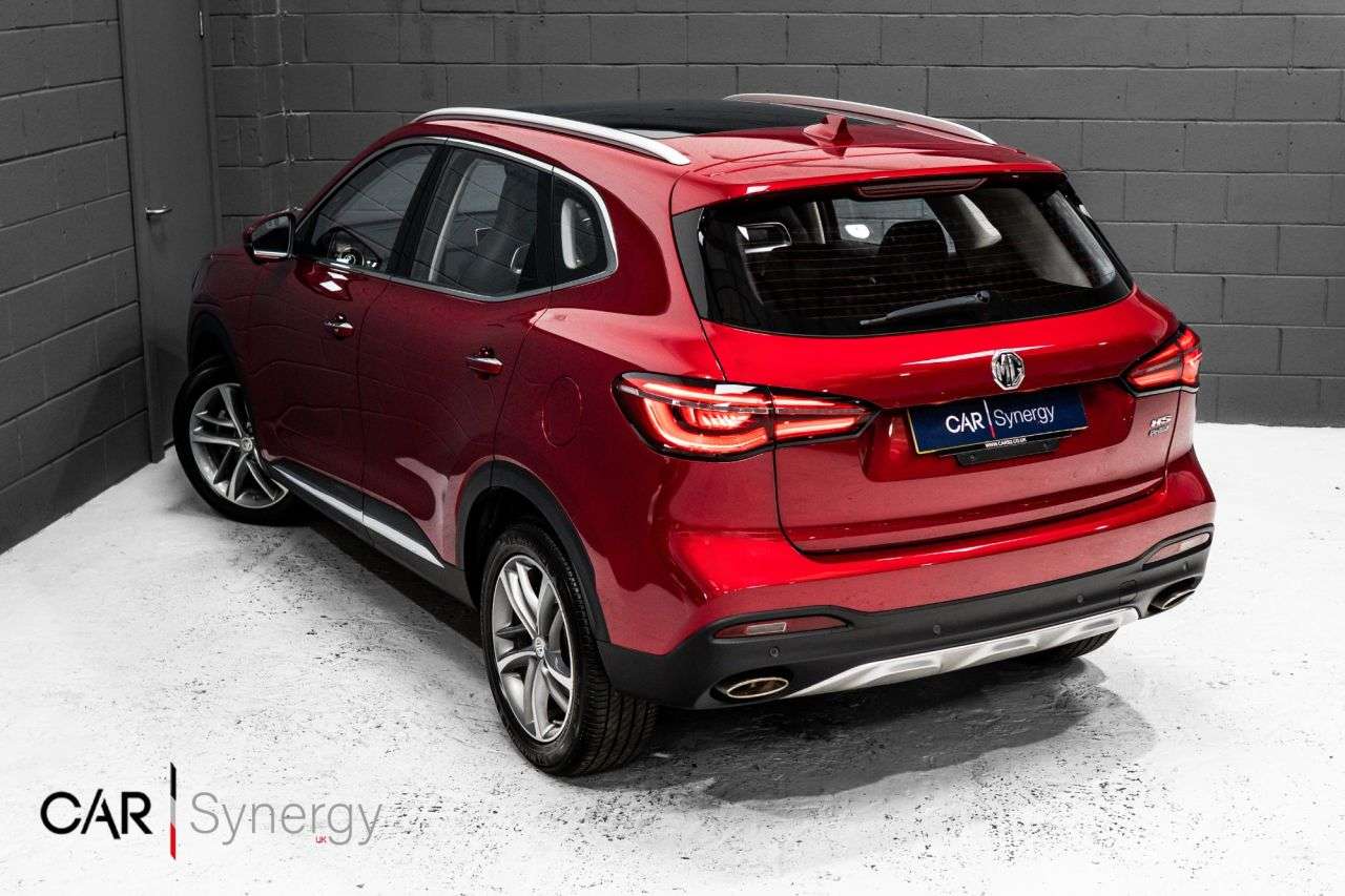A 2021 MG MG HS 1.5 T-GDI 16.6kWh Exclusive SUV 5dr Petrol Plug-in Hybrid Auto Euro 6 (s/s) A 2021 MG MG HS 1.5 T-GDI 16.6kWh Exclusive SUV 5dr Petrol Plug-in Hybrid Auto Euro 6 (s/s)