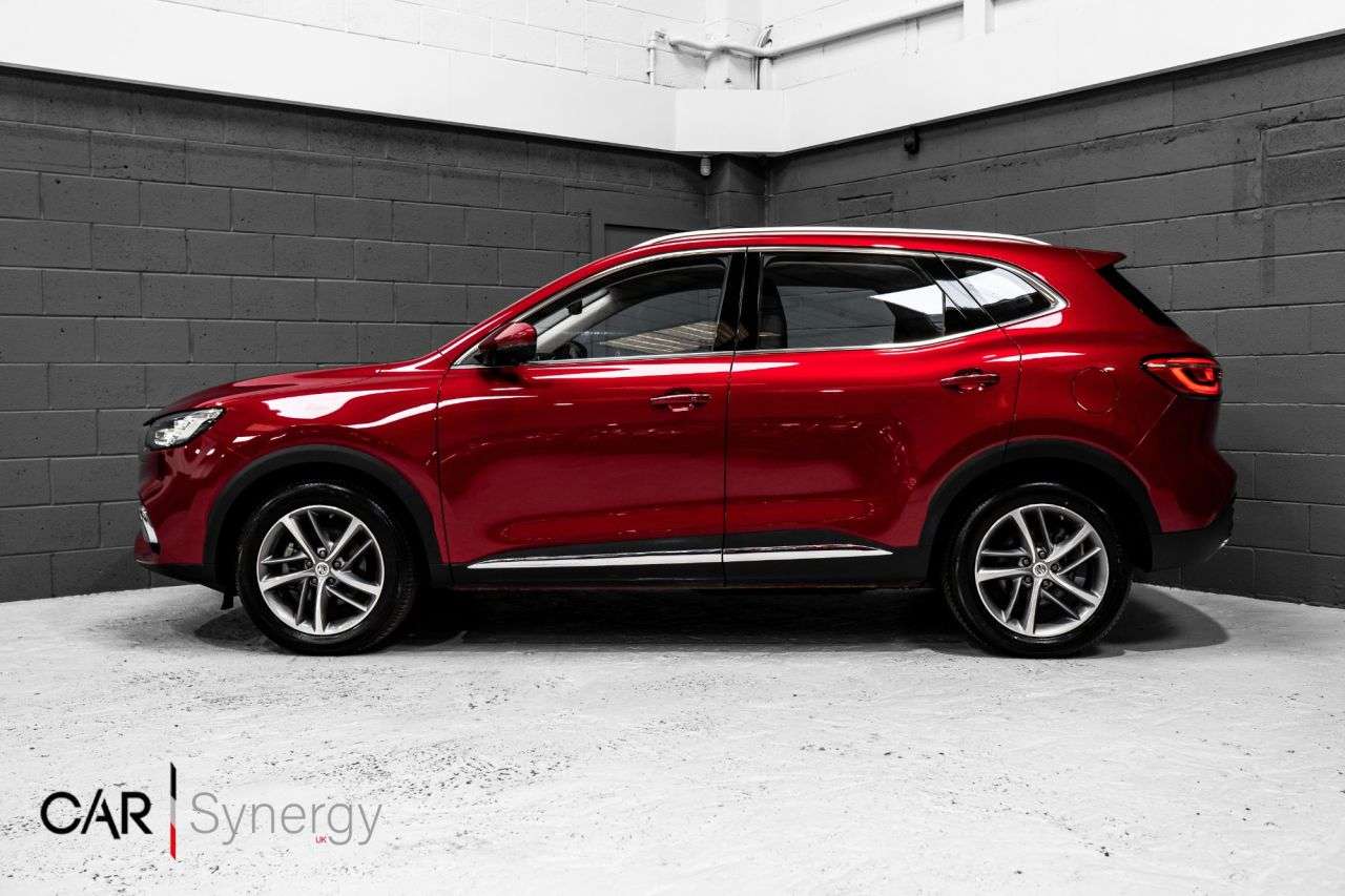 A 2021 MG MG HS 1.5 T-GDI 16.6kWh Exclusive SUV 5dr Petrol Plug-in Hybrid Auto Euro 6 (s/s) A 2021 MG MG HS 1.5 T-GDI 16.6kWh Exclusive SUV 5dr Petrol Plug-in Hybrid Auto Euro 6 (s/s)