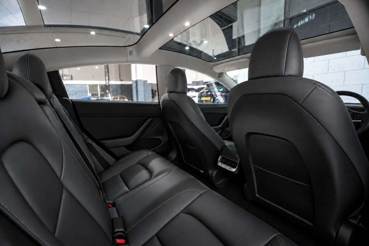 2020 TESLA MODEL 3 2020 TESLA MODEL 3
