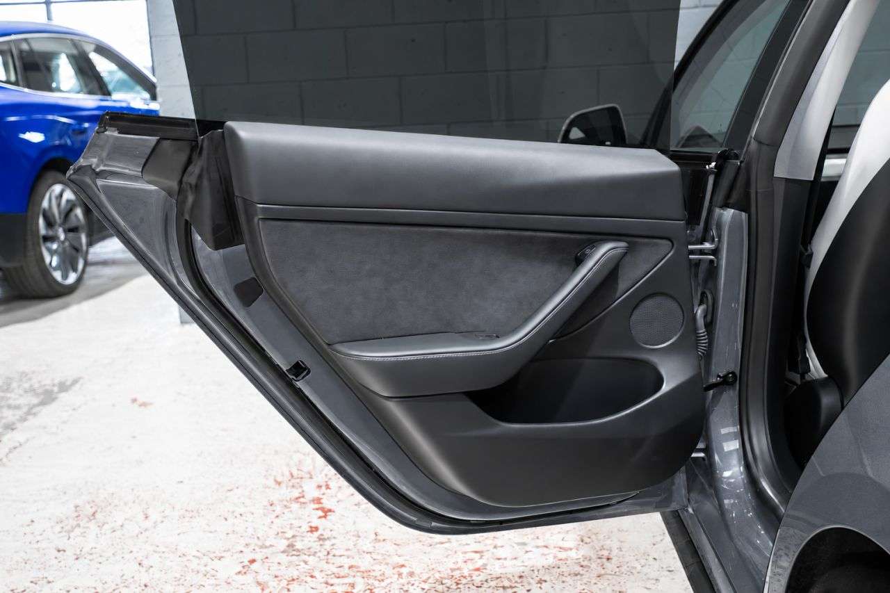2022 TESLA MODEL 3 2022 TESLA MODEL 3