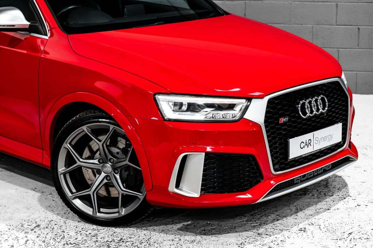 2015 AUDI RS Q3 2015 AUDI RS Q3