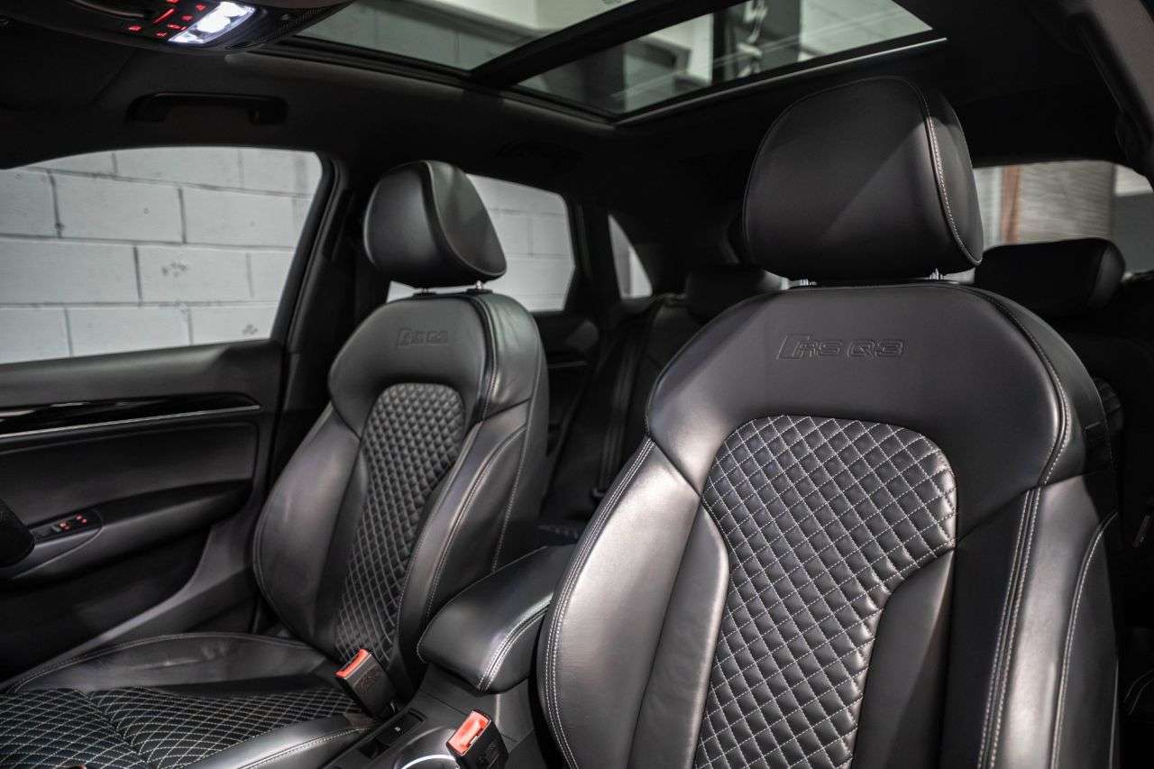 2015 AUDI RS Q3 2015 AUDI RS Q3
