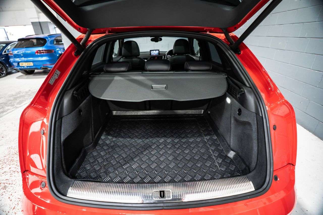 2015 AUDI RS Q3 2015 AUDI RS Q3