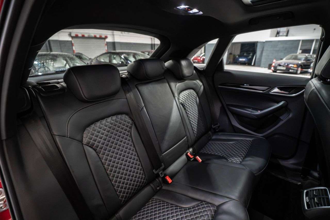2015 AUDI RS Q3 2015 AUDI RS Q3