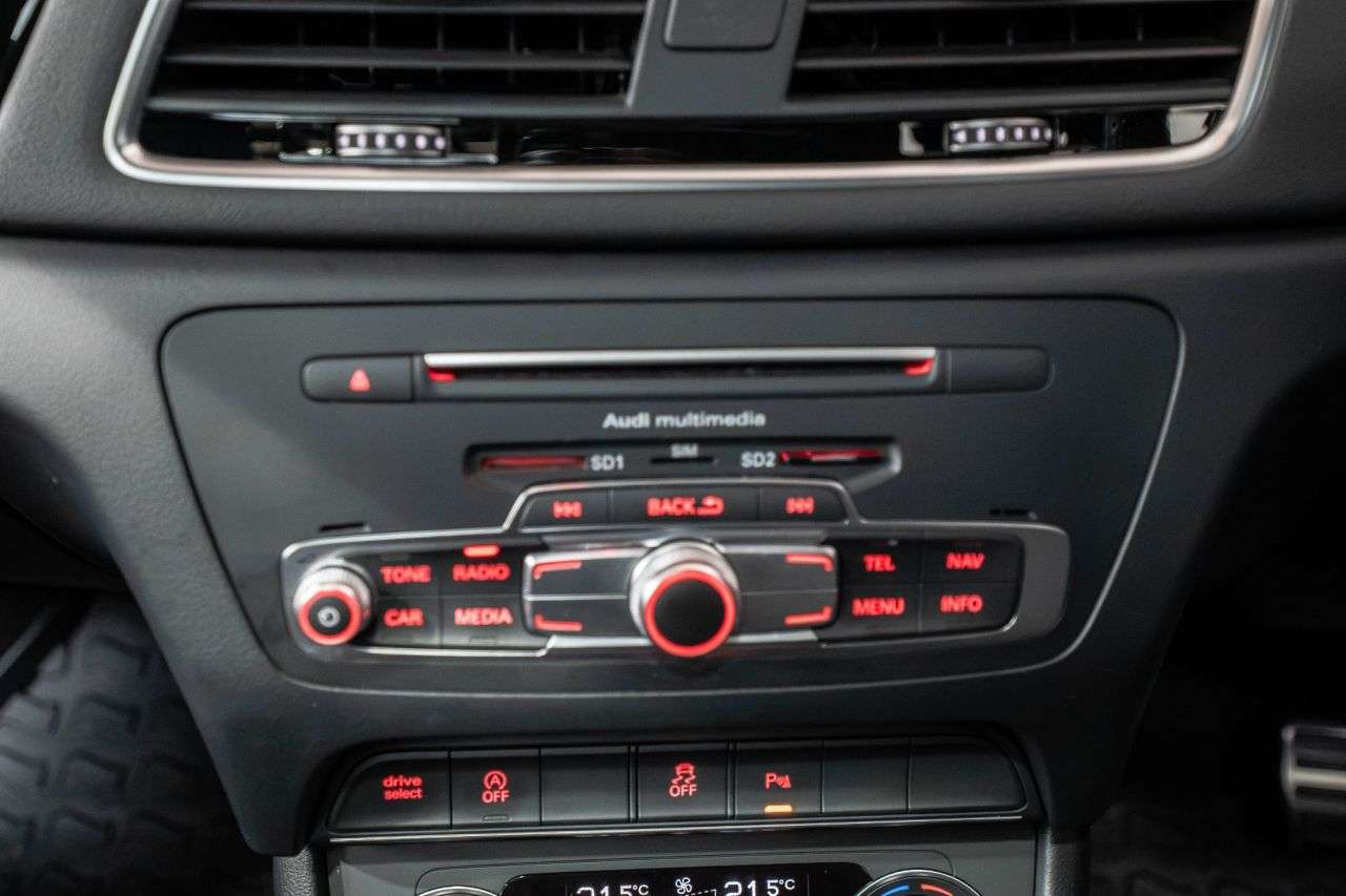 2015 AUDI RS Q3 2015 AUDI RS Q3