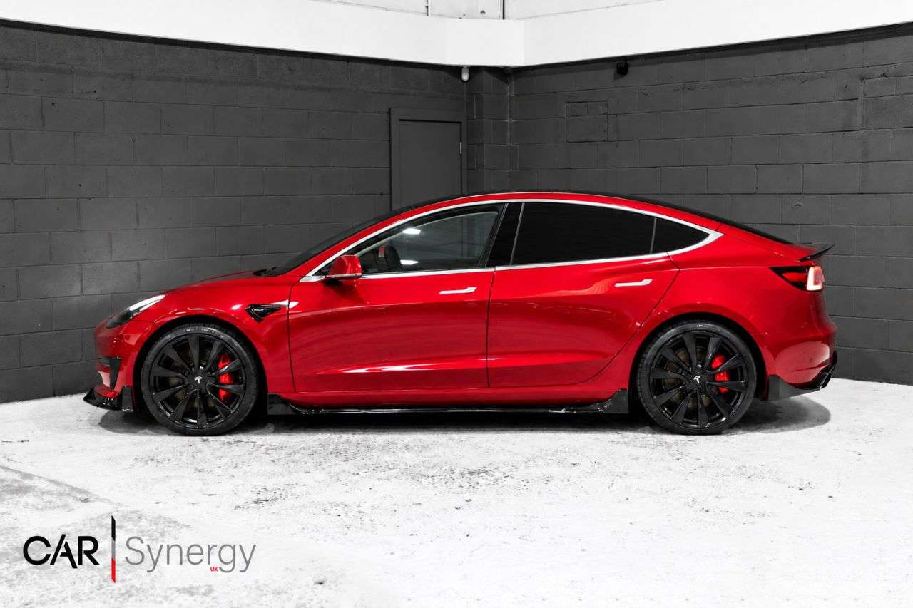 A 2020 TESLA MODEL 3 (Dual Motor) Performance Saloon 4dr Electric Auto 4WDE (Performance Upgrade A 2020 TESLA MODEL 3 (Dual Motor) Performance Saloon 4dr Electric Auto 4WDE (Performance Upgrade
