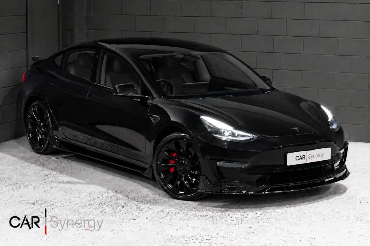 A 2021 TESLA MODEL 3 (Dual Motor) Performance Saloon 4dr Electric Auto 4WDE (Performance Upgrade A 2021 TESLA MODEL 3 (Dual Motor) Performance Saloon 4dr Electric Auto 4WDE (Performance Upgrade