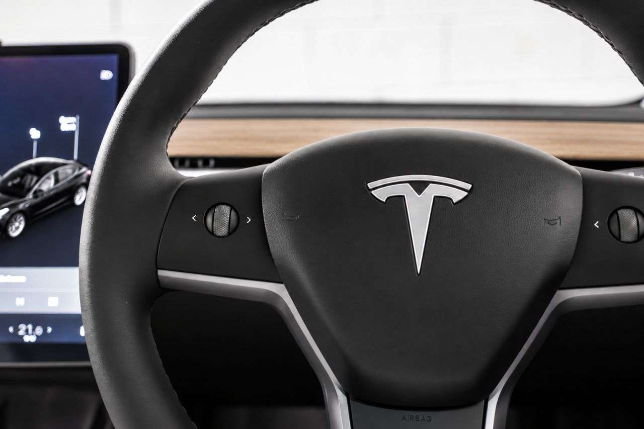 2021 TESLA MODEL 3 2021 TESLA MODEL 3