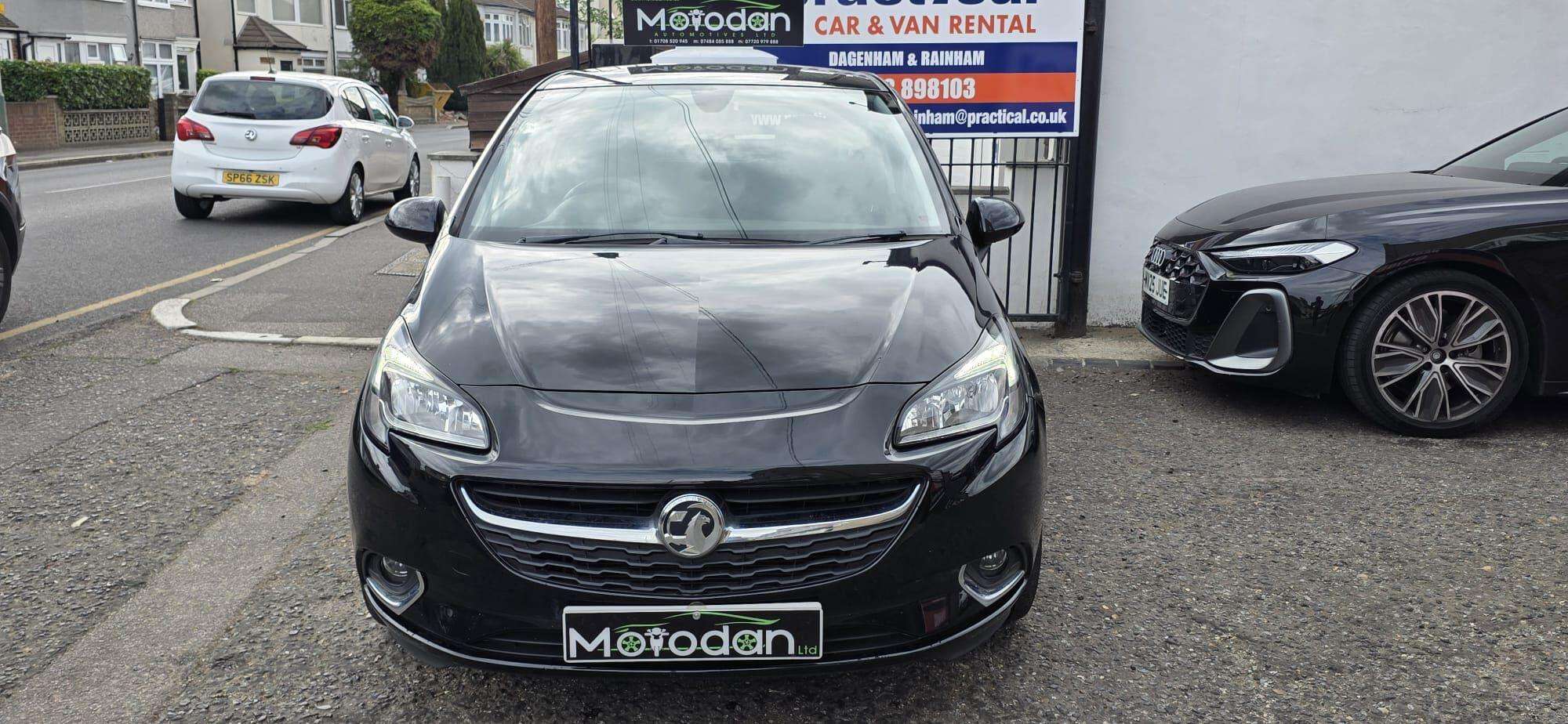 A 2017 VAUXHALL CORSA 1.4i ecoTEC SRi Euro 6 3dr A 2017 VAUXHALL CORSA 1.4i ecoTEC SRi Euro 6 3dr