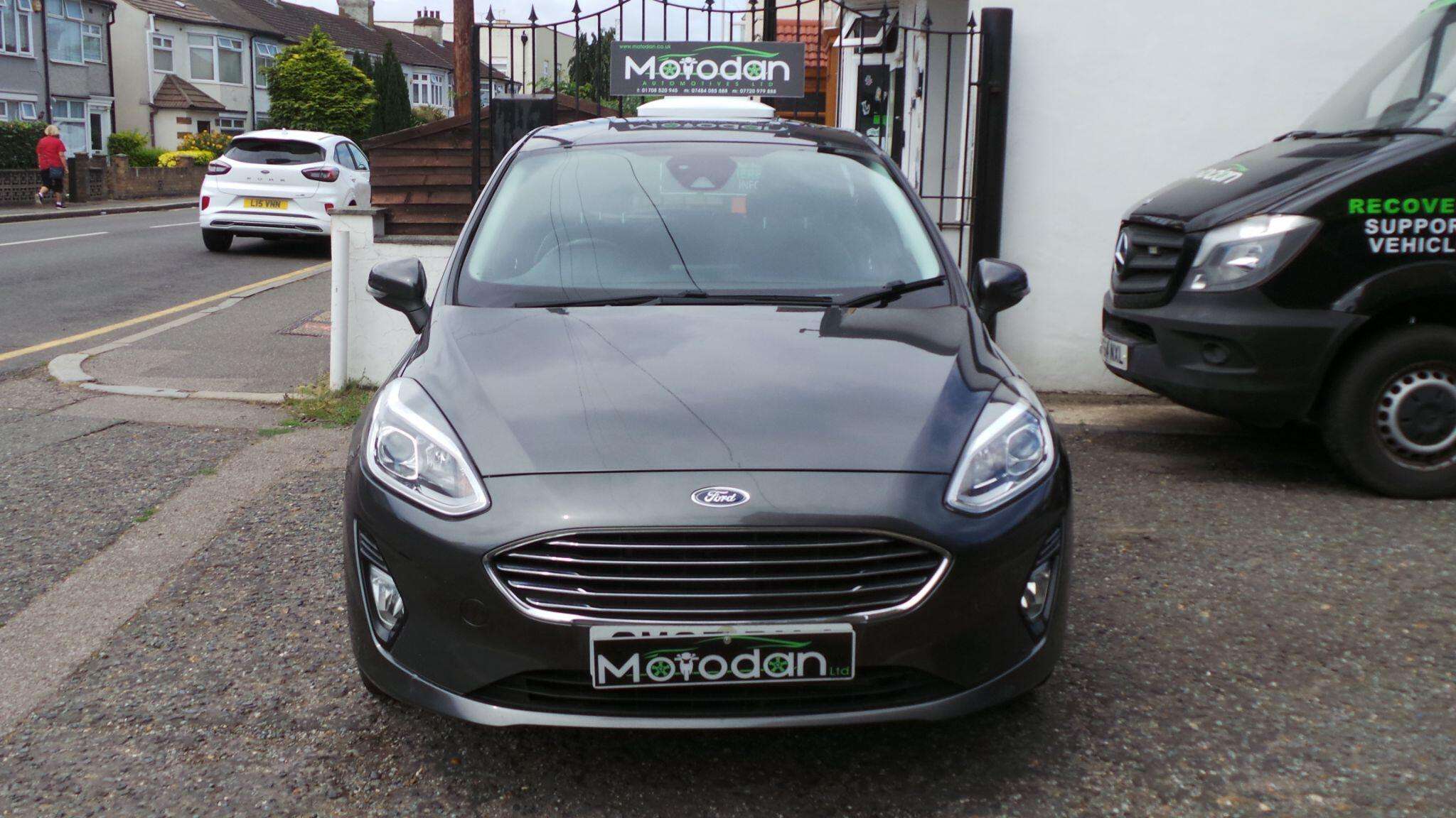 A 2019 FORD FIESTA 1.1 Ti-VCT Zetec Euro 6 (s/s) 5dr A 2019 FORD FIESTA 1.1 Ti-VCT Zetec Euro 6 (s/s) 5dr