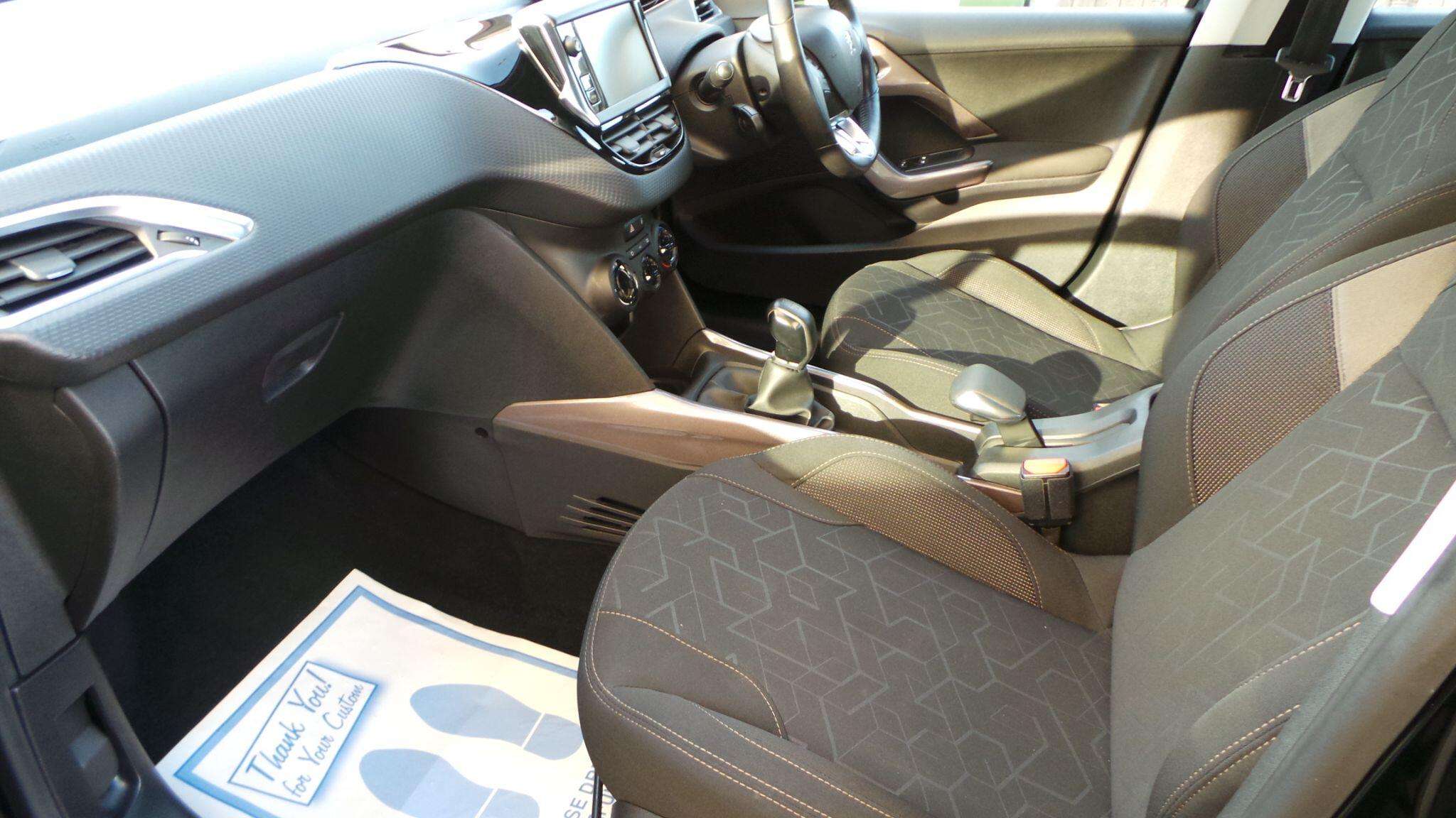 2016 PEUGEOT 2008 2016 PEUGEOT 2008