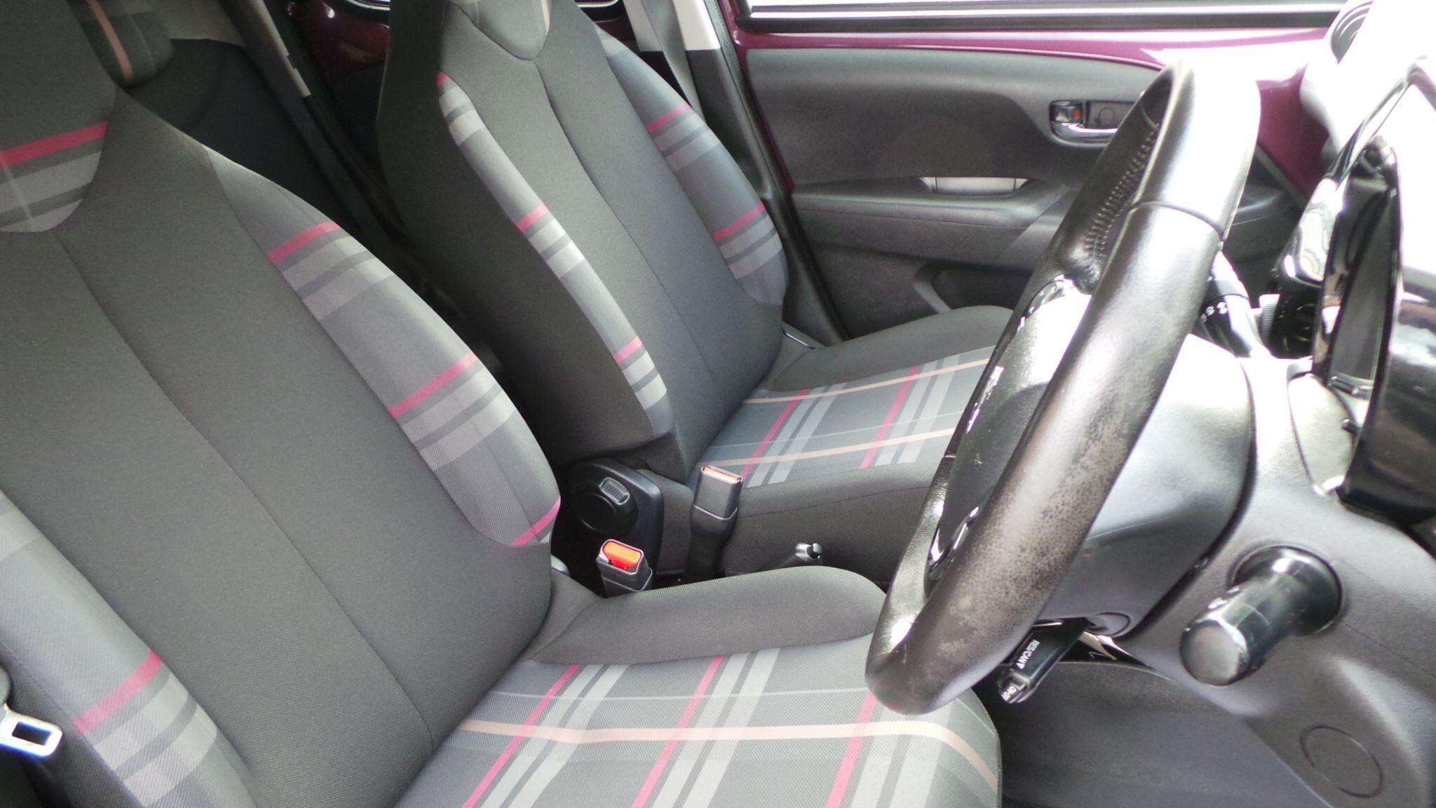 2015 PEUGEOT 108 2015 PEUGEOT 108