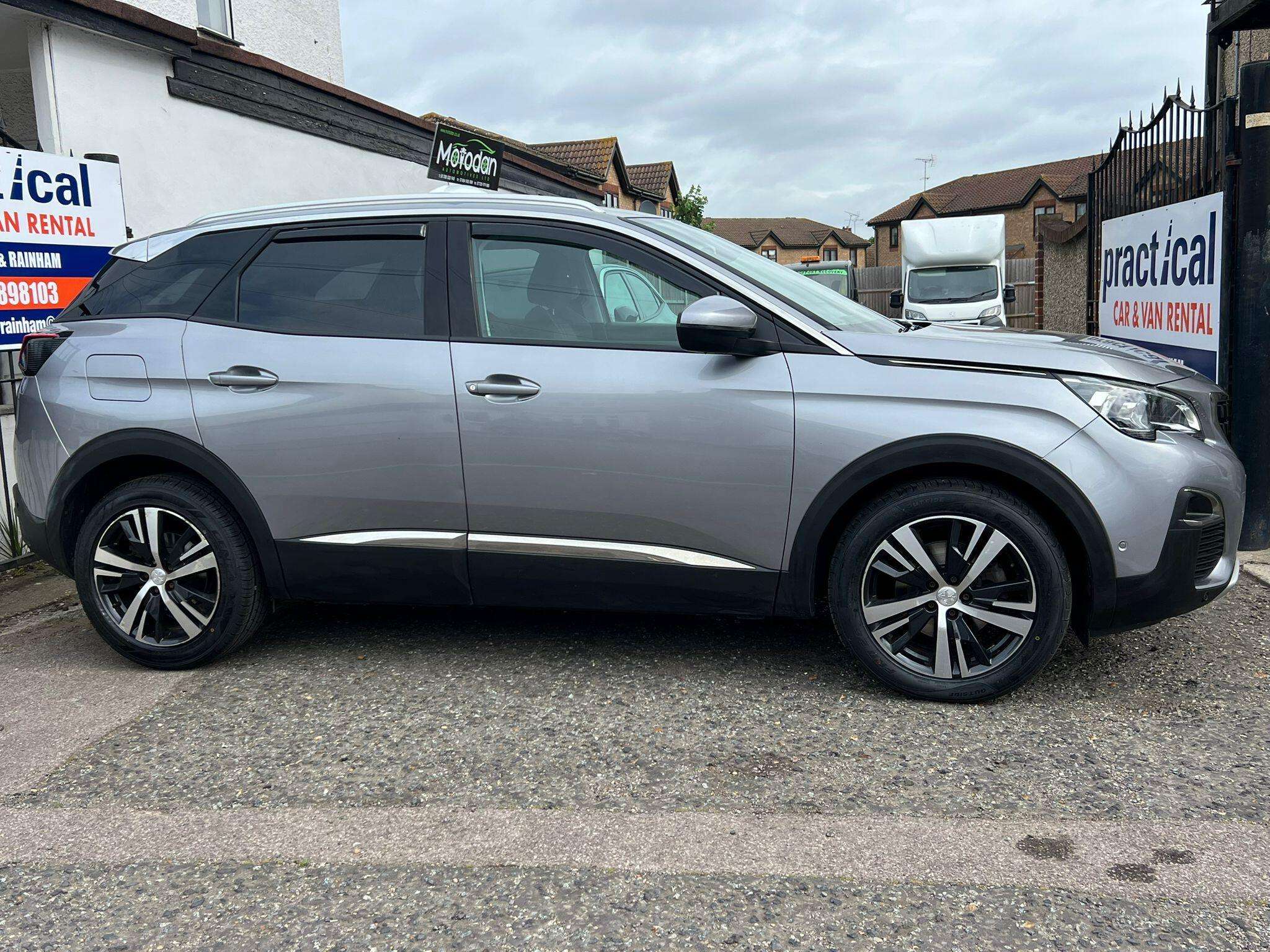 2019 PEUGEOT 3008 2019 PEUGEOT 3008