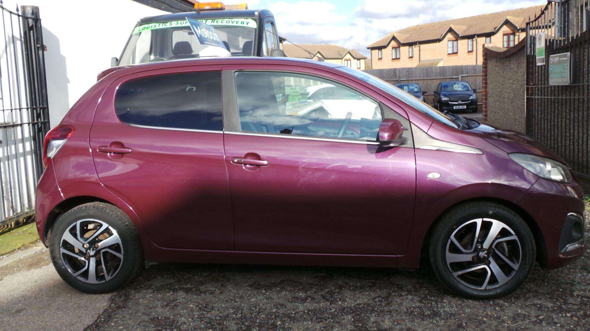 2015 PEUGEOT 108 2015 PEUGEOT 108