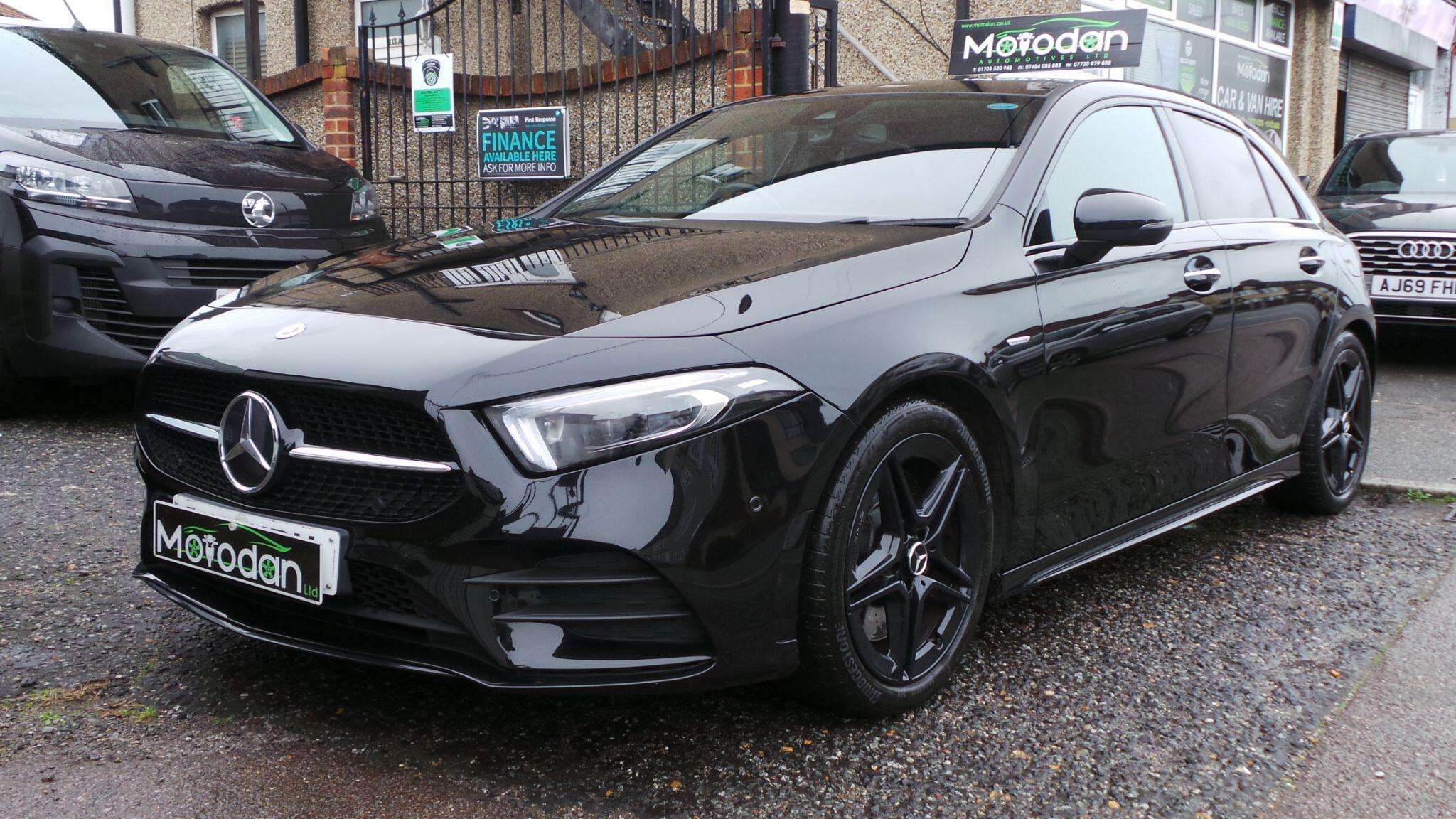 A 2022 MERCEDES-BENZ A CLASS 2.0 A250 AMG Line Edition (Premium Plus) 7G-DCT Euro 6 (s/s) 5dr A 2022 MERCEDES-BENZ A CLASS 2.0 A250 AMG Line Edition (Premium Plus) 7G-DCT Euro 6 (s/s) 5dr