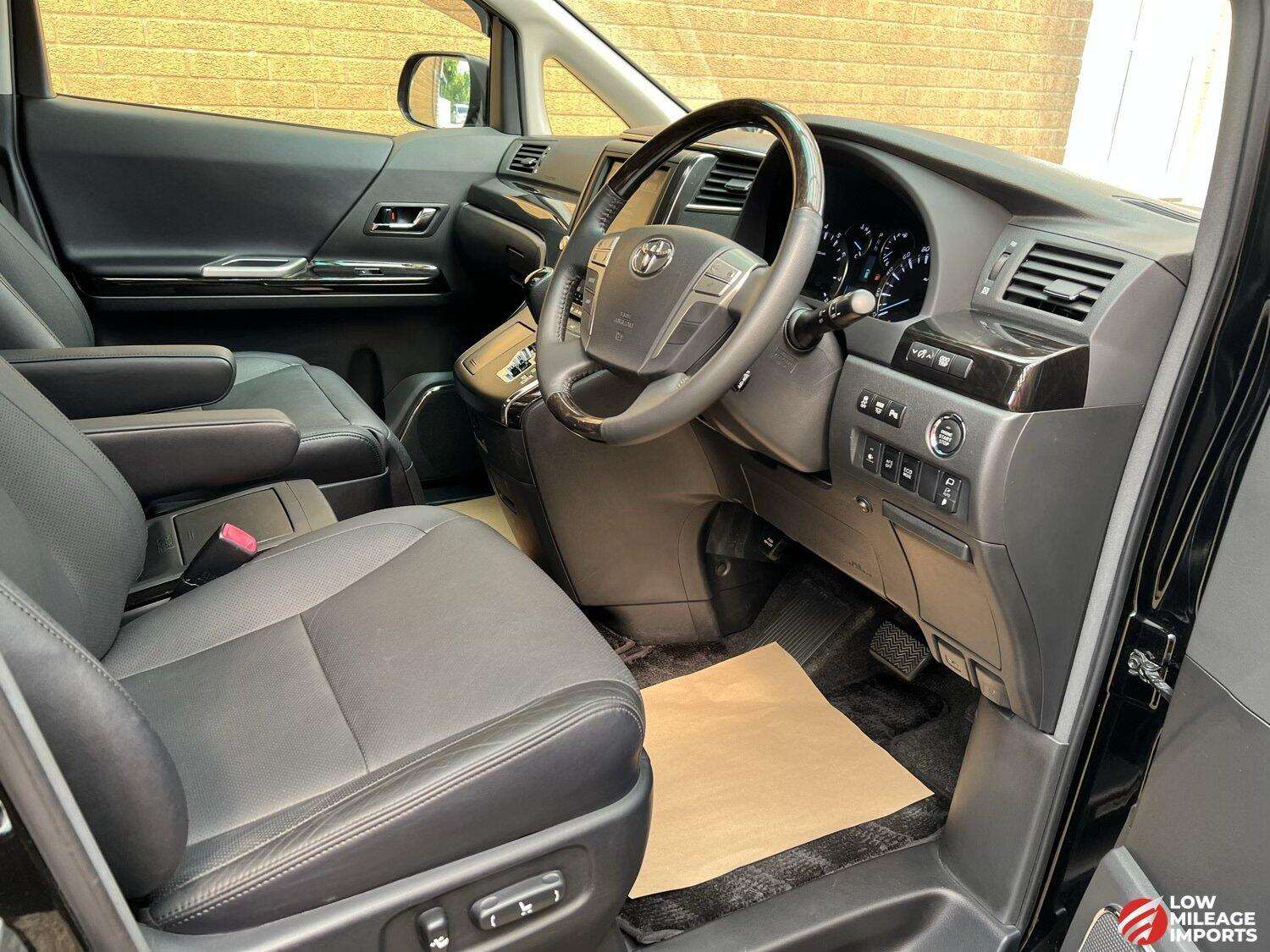 2012 TOYOTA ALPHARD 2012 TOYOTA ALPHARD