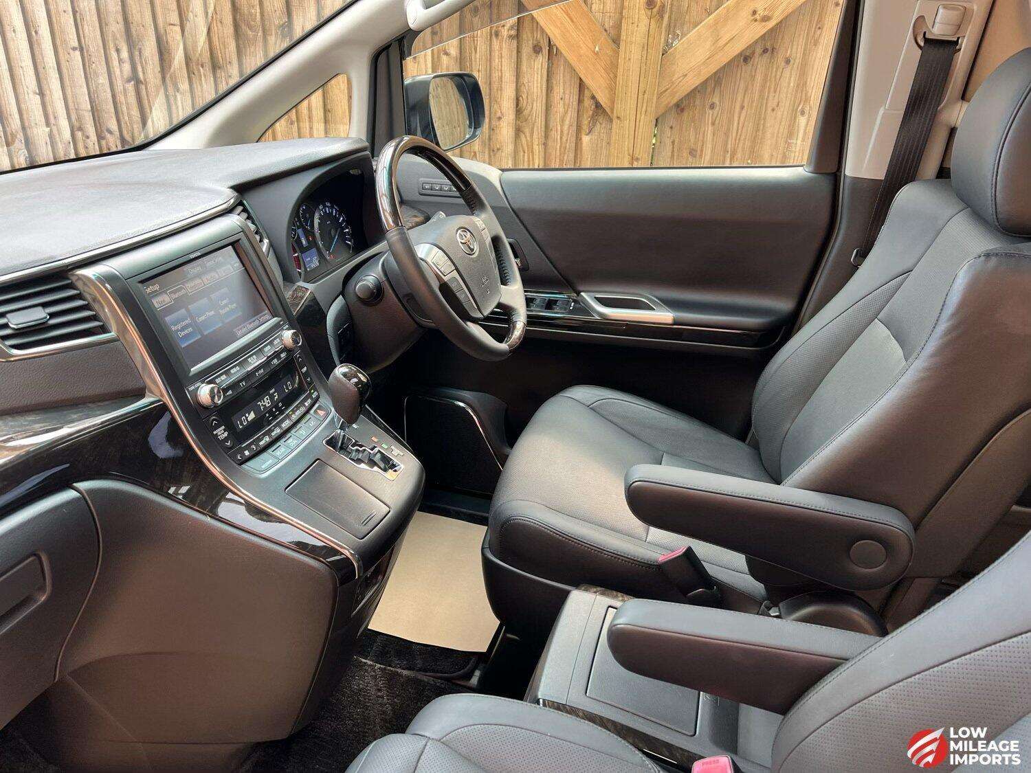 2012 TOYOTA ALPHARD 2012 TOYOTA ALPHARD