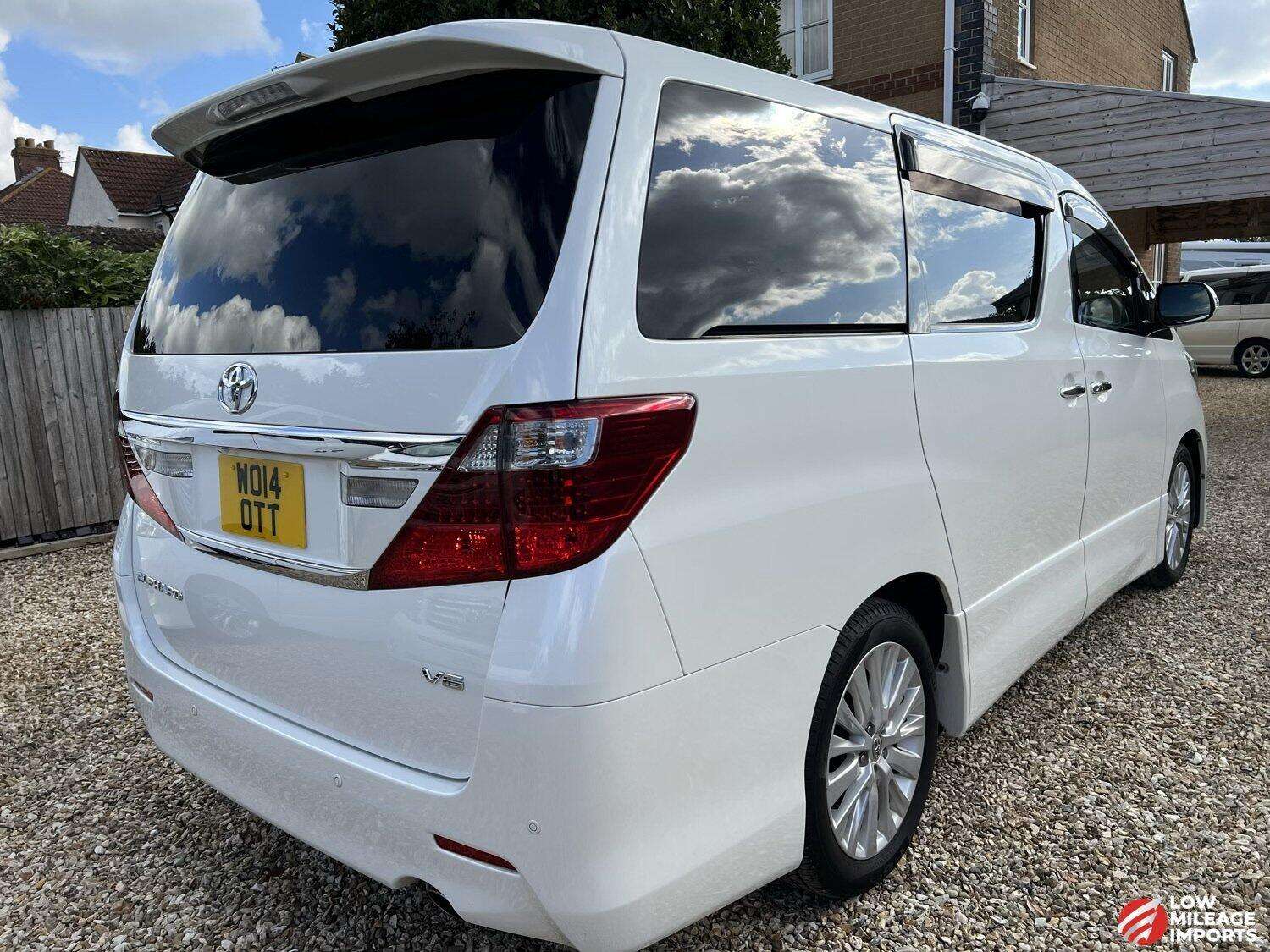 2014 TOYOTA ALPHARD 2014 TOYOTA ALPHARD