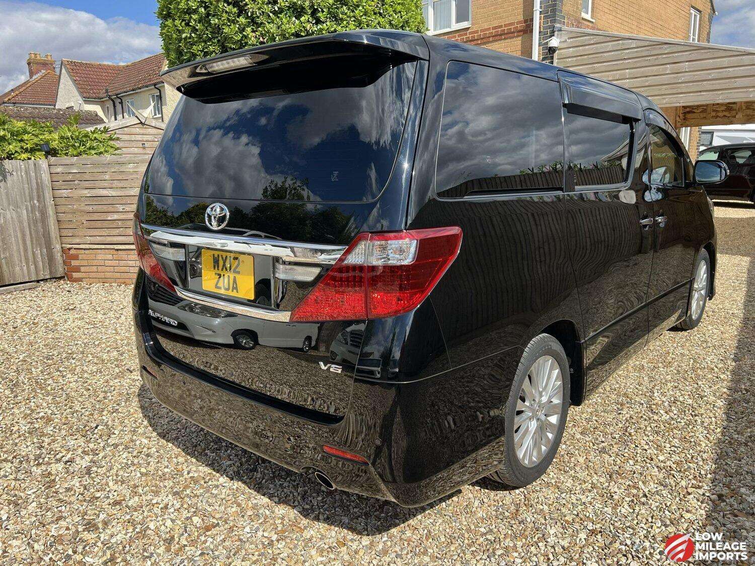 2012 TOYOTA ALPHARD 2012 TOYOTA ALPHARD