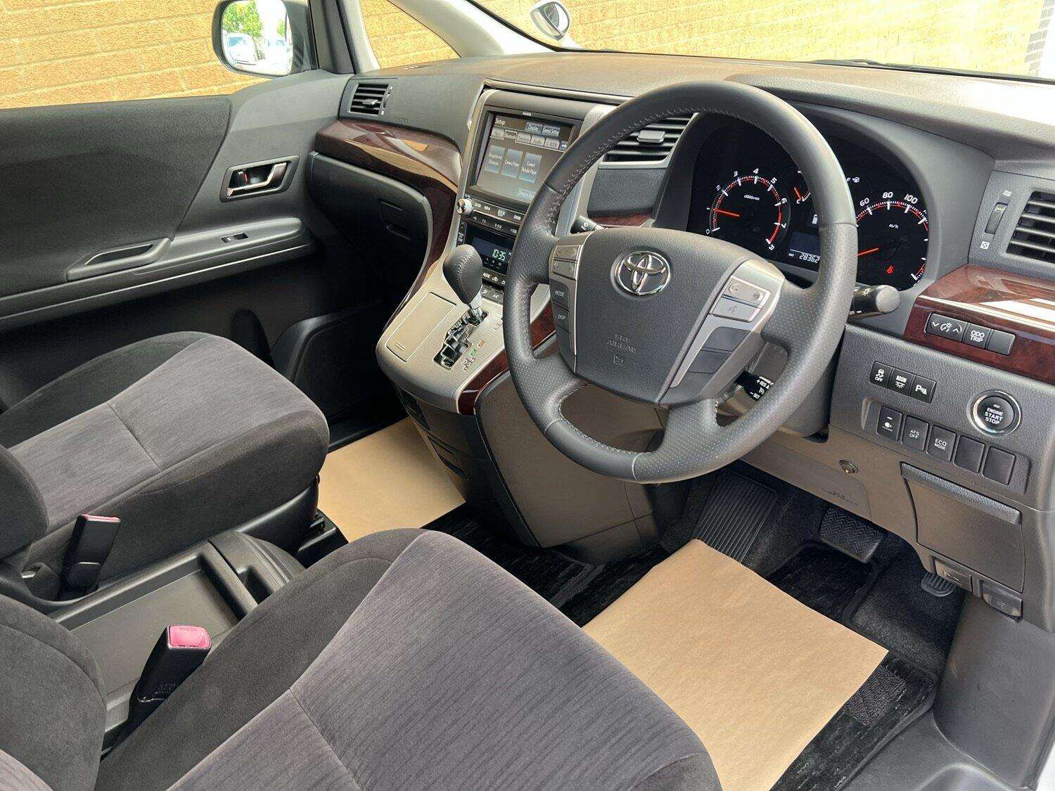 2013 TOYOTA ALPHARD 2013 TOYOTA ALPHARD