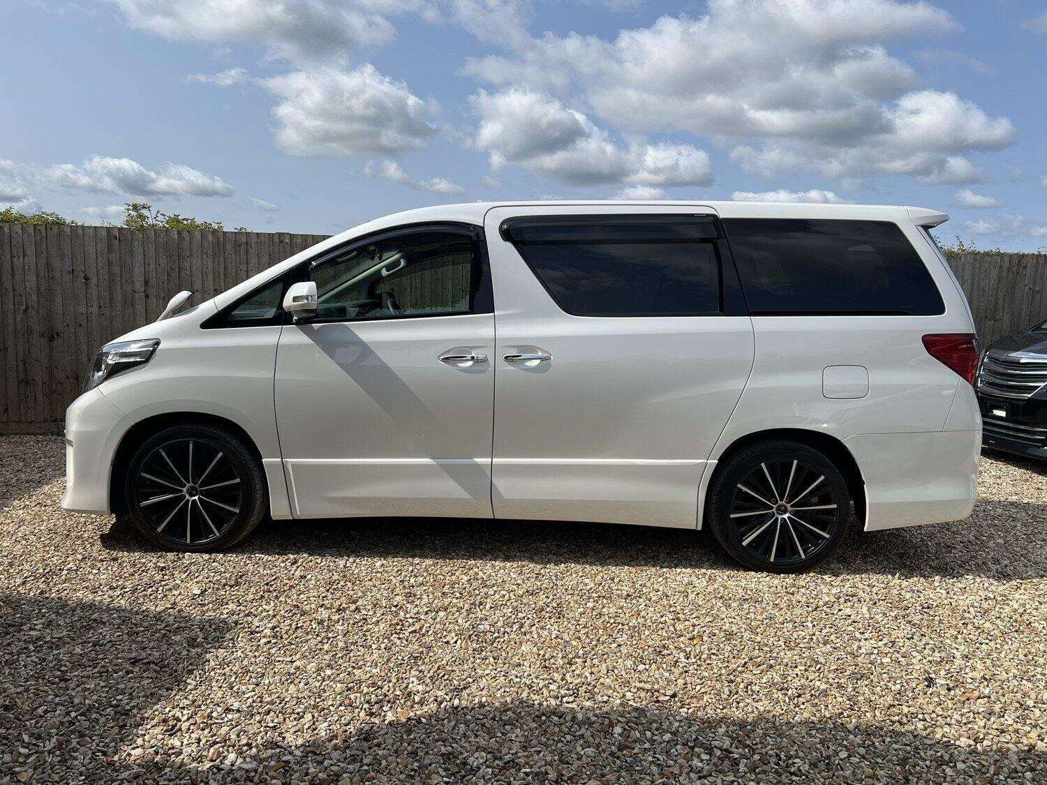 2013 TOYOTA ALPHARD 2013 TOYOTA ALPHARD