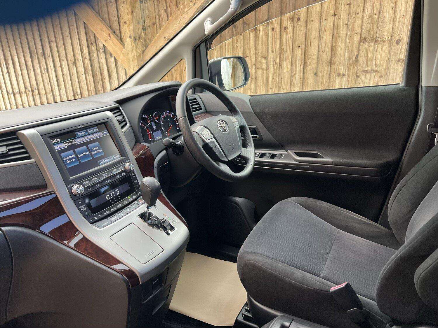 2013 TOYOTA ALPHARD 2013 TOYOTA ALPHARD