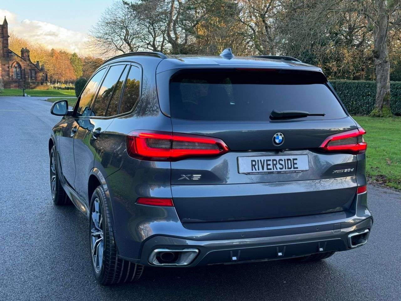 A 2019 BMW X5 3.0 30d M Sport SUV 5dr Diesel Auto xDrive Euro 6 (s/s) (265 ps) A 2019 BMW X5 3.0 30d M Sport SUV 5dr Diesel Auto xDrive Euro 6 (s/s) (265 ps)