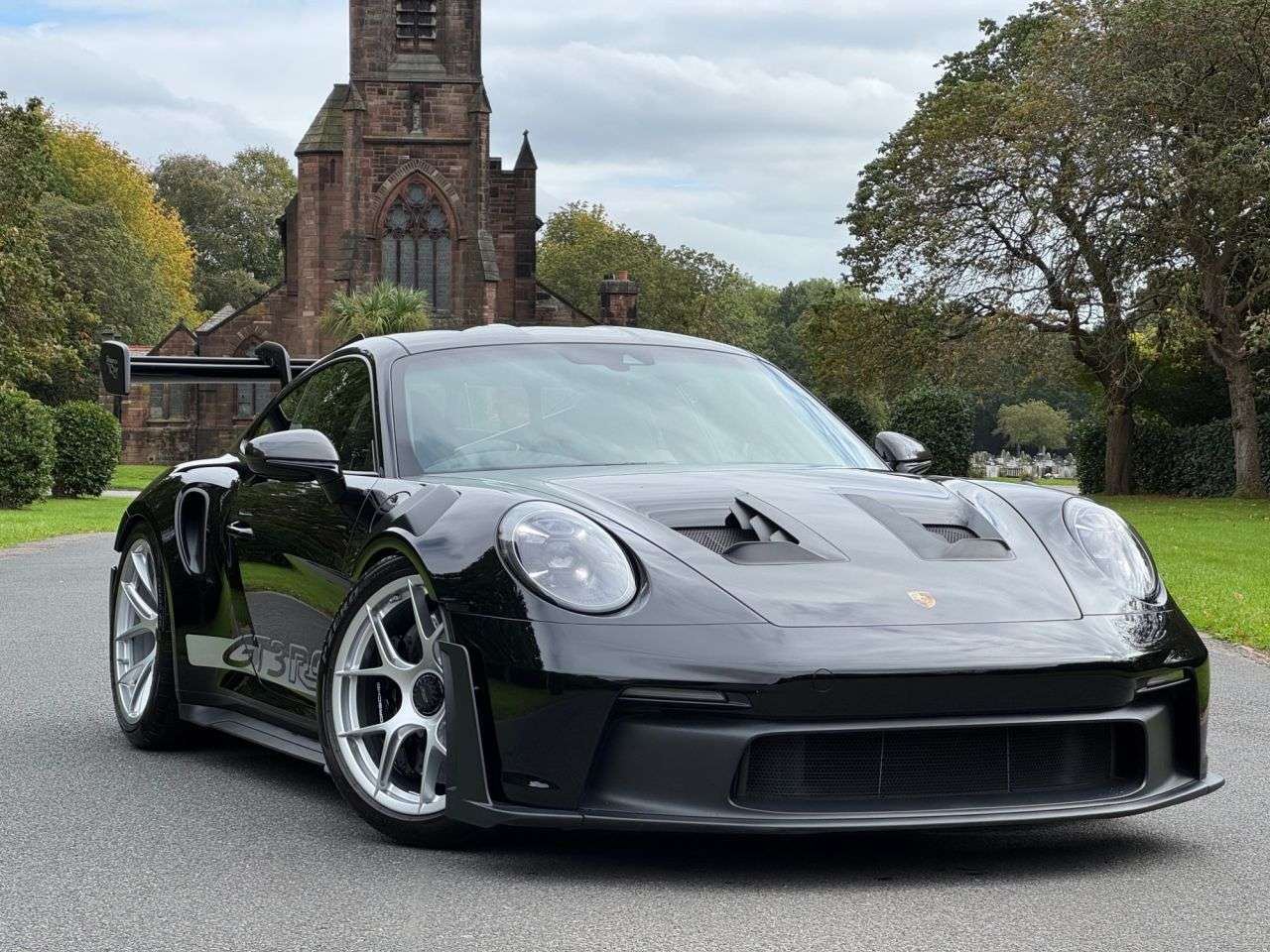 A 2024 PORSCHE 911 4.0 992 GT3 RS Coupe 2dr Petrol PDK Euro 6 (s/s) (525 ps) A 2024 PORSCHE 911 4.0 992 GT3 RS Coupe 2dr Petrol PDK Euro 6 (s/s) (525 ps)