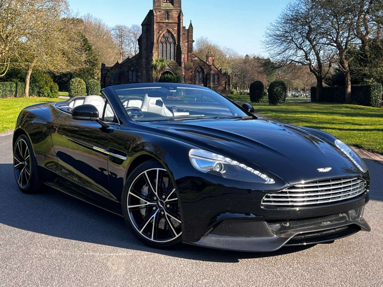 2015 ASTON MARTIN VANQUISH 2015 ASTON MARTIN VANQUISH