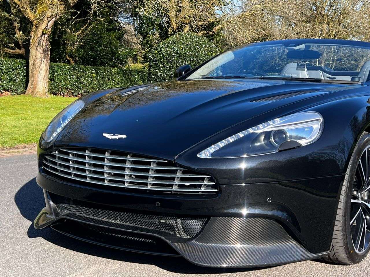 2015 ASTON MARTIN VANQUISH 2015 ASTON MARTIN VANQUISH